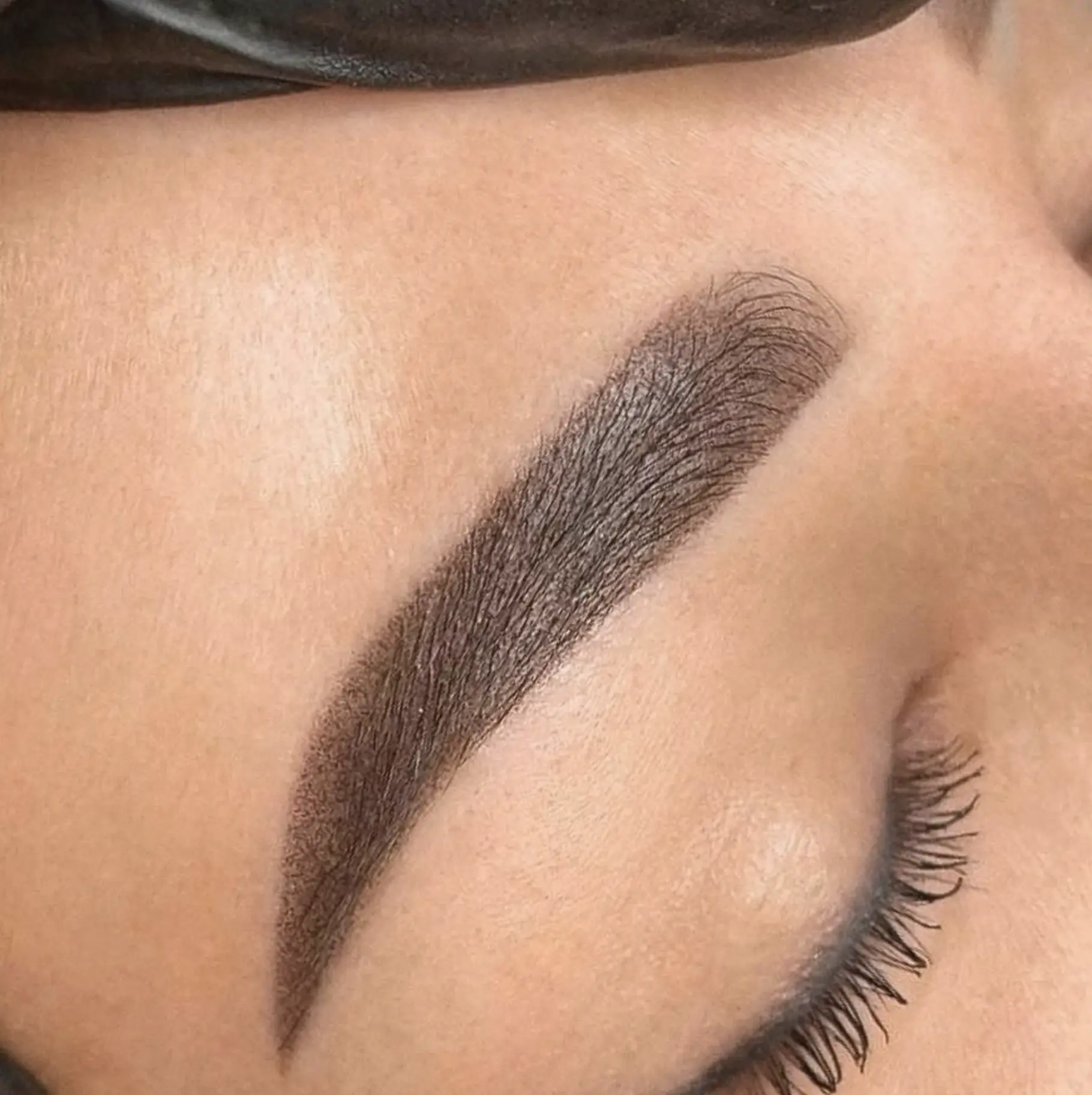 How Do You Avoid The ‘Blocky’ Look Of Powder Brow Tattoos?