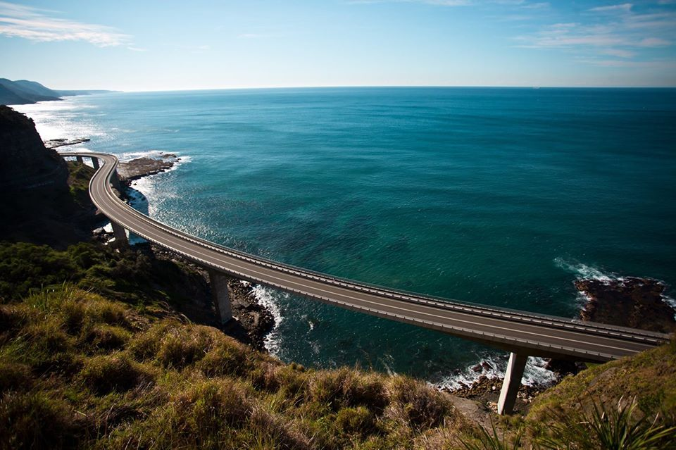 Explore the Stunning Great Ocean Road on a Guided Adventure